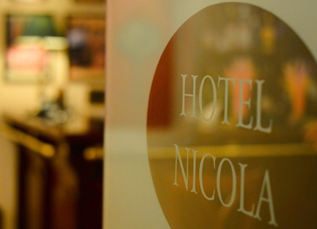 Nicola Hotel Athene Buitenkant foto